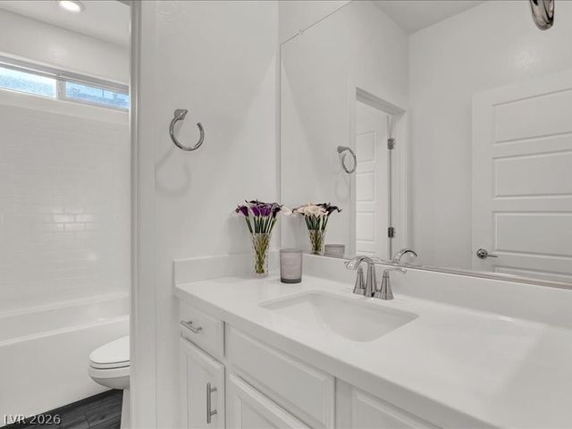 12340 Harbor Isle Avenue, Las Vegas, NV 89138