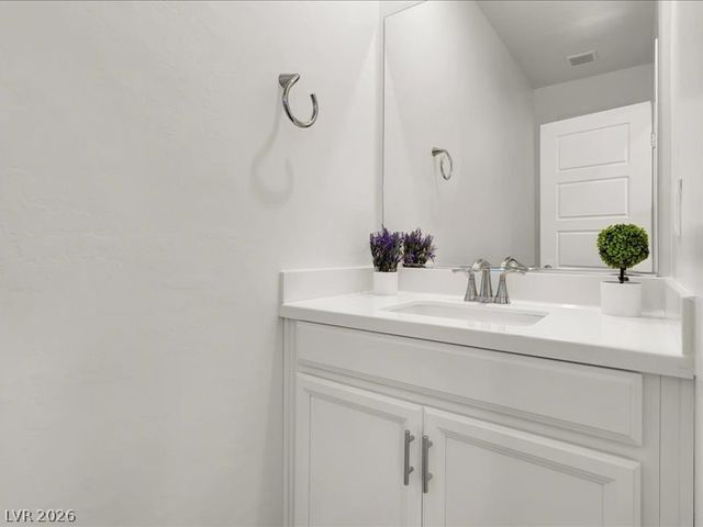 12340 Harbor Isle Avenue, Las Vegas, NV 89138