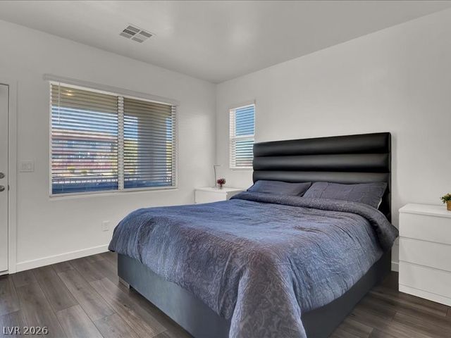 12340 Harbor Isle Avenue, Las Vegas, NV 89138
