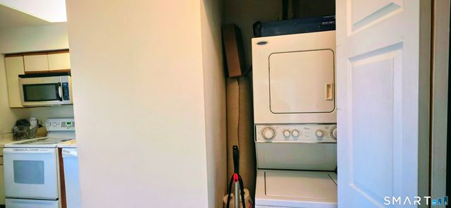 850 Atlantic Street 212, Bridgeport, CT 06604