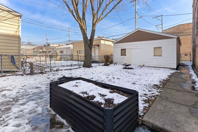 3453 S lituanica Avenue, Chicago, IL 60608