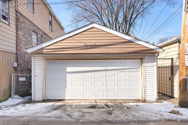 3453 S lituanica Avenue, Chicago, IL 60608