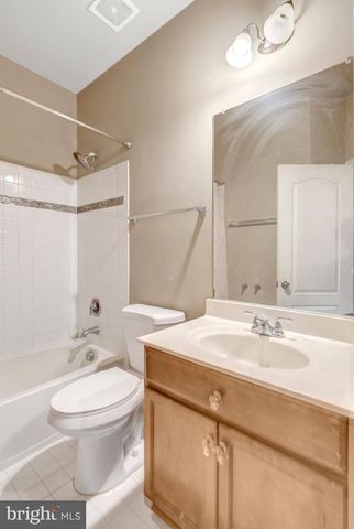 4302 POTOMAC HIGHLANDS CIR, Triangle, VA 22172