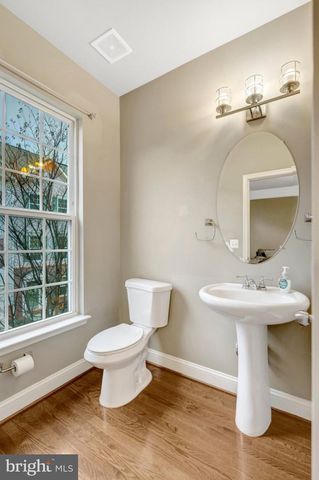 4302 POTOMAC HIGHLANDS CIR, Triangle, VA 22172