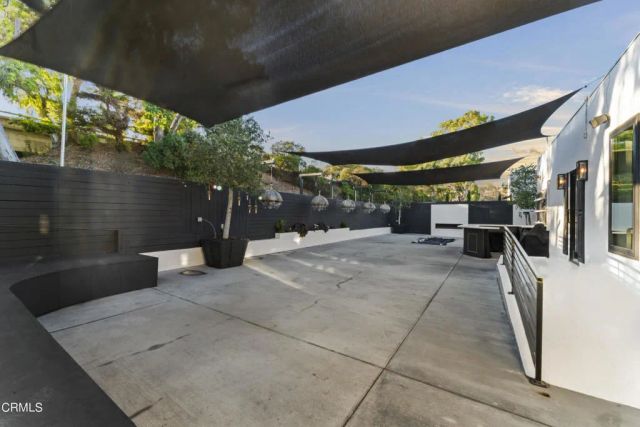 281 W Main Street, Ventura, CA 93001