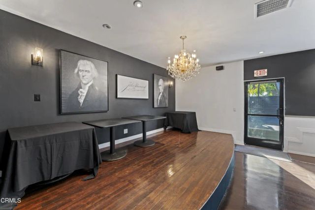 281 W Main Street, Ventura, CA 93001