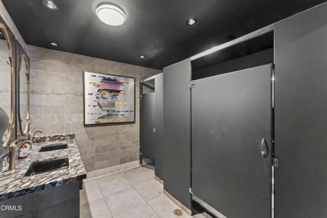 281 W Main Street, Ventura, CA 93001