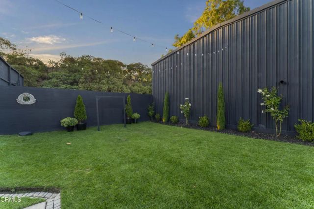 281 W Main Street, Ventura, CA 93001