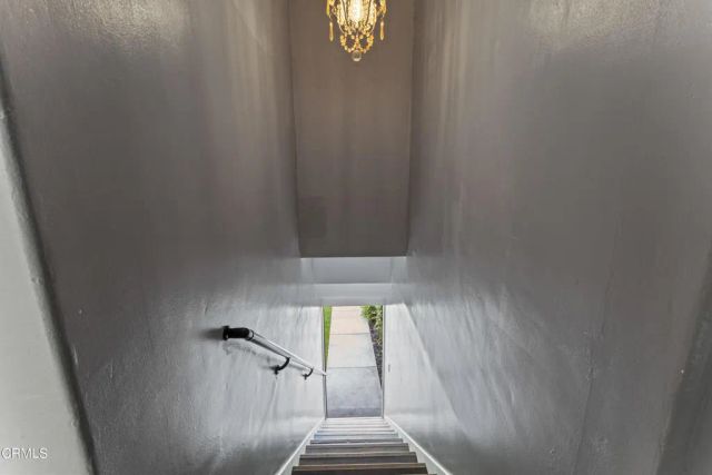 281 W Main Street, Ventura, CA 93001