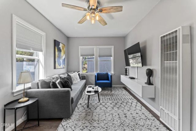 281 W Main Street, Ventura, CA 93001