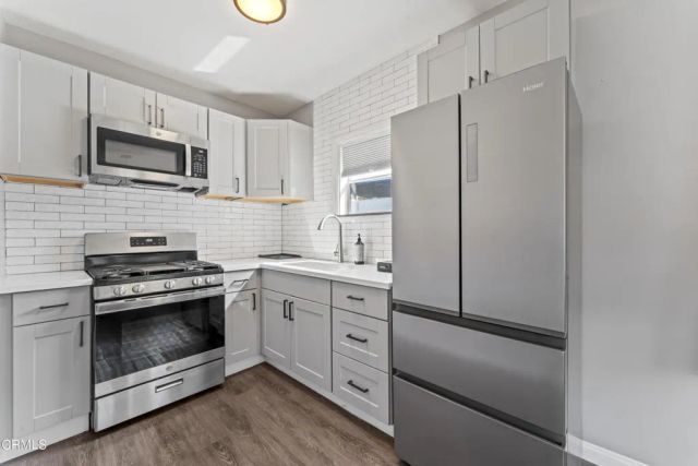 281 W Main Street, Ventura, CA 93001