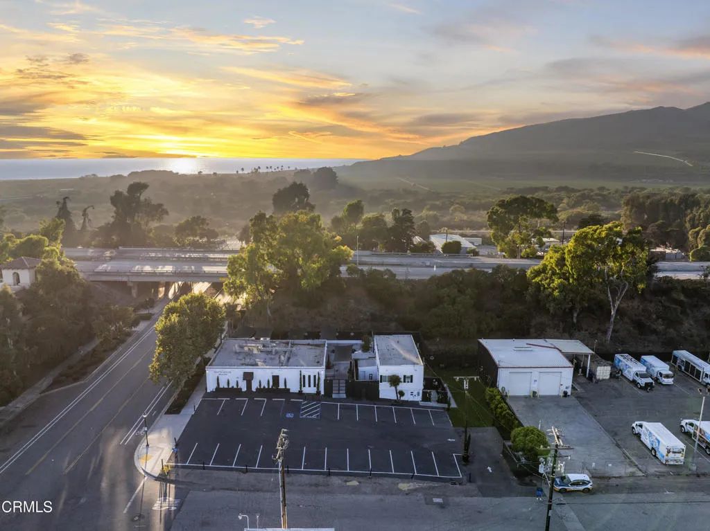 281 W Main Street, Ventura, CA 93001