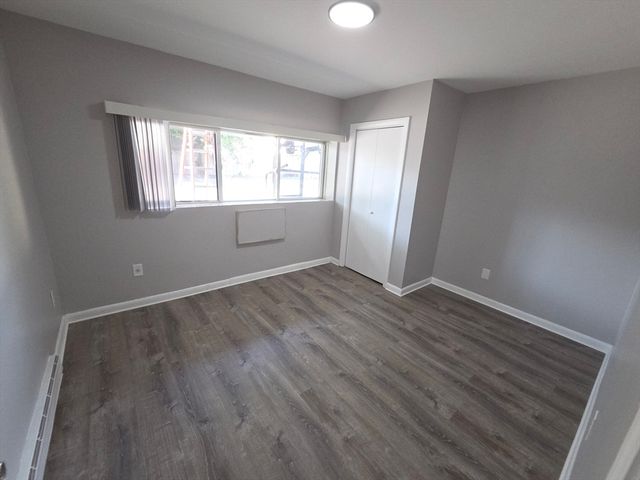 760 Cummins Highway 6, Boston, MA 02126