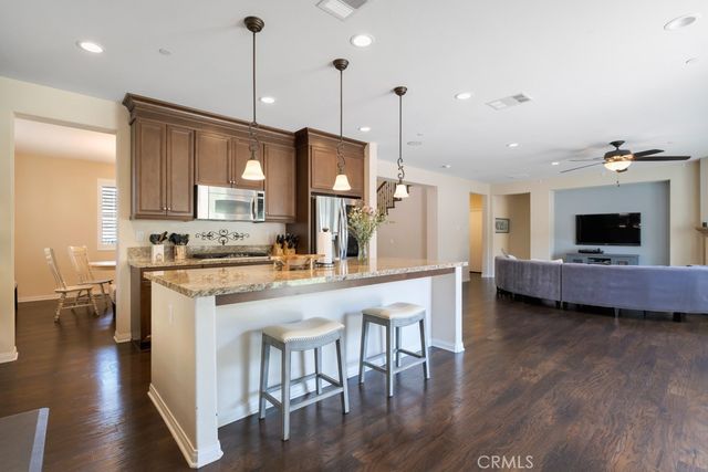 16872 Royal Pines Lane, Canyon Country, CA 91387