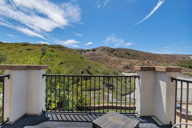 16872 Royal Pines Lane, Canyon Country, CA 91387