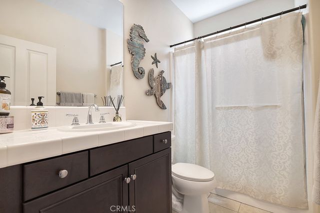 16872 Royal Pines Lane, Canyon Country, CA 91387