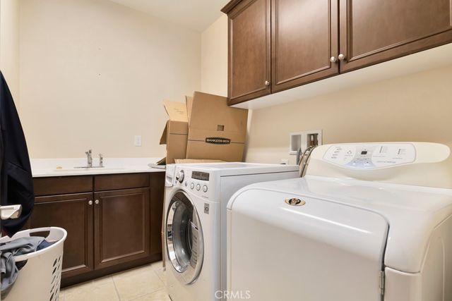 16872 Royal Pines Lane, Canyon Country, CA 91387