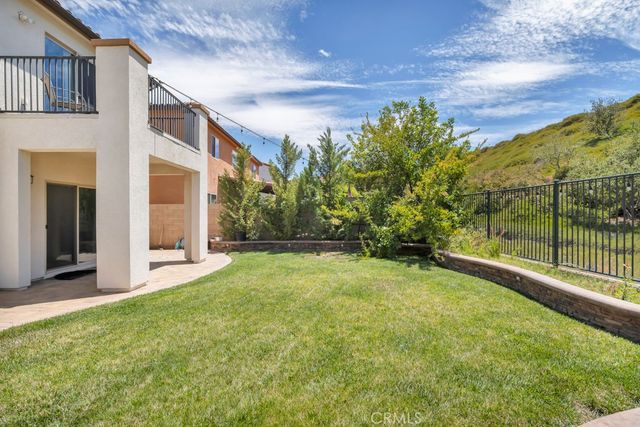 16872 Royal Pines Lane, Canyon Country, CA 91387