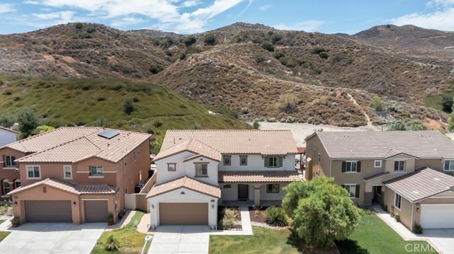 16872 Royal Pines Lane, Canyon Country, CA 91387