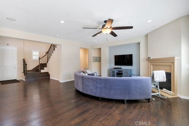 16872 Royal Pines Lane, Canyon Country, CA 91387