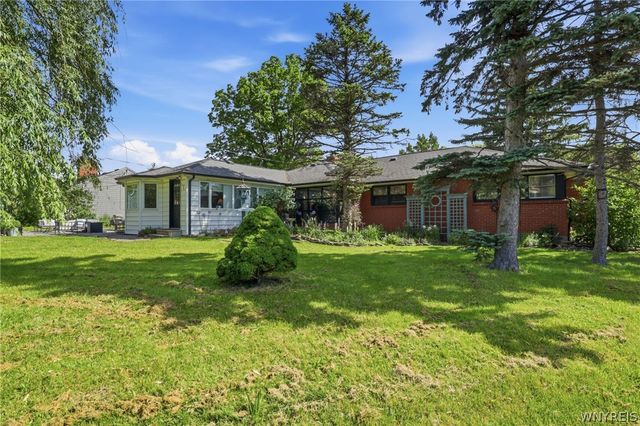 620 North Forest Road, Amherst, NY 14221