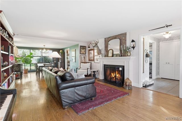 620 North Forest Road, Amherst, NY 14221