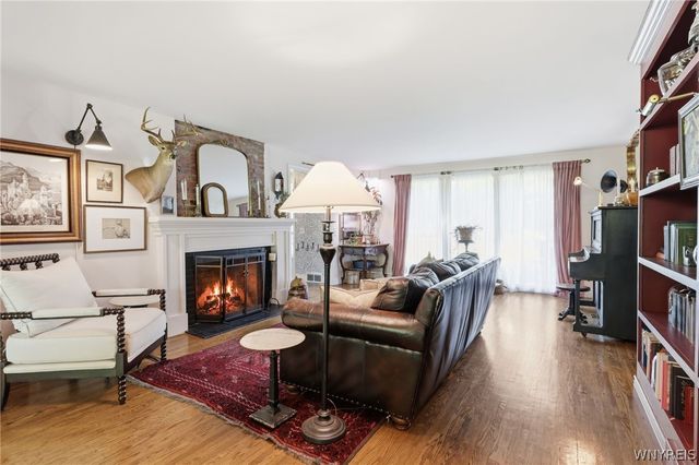 620 North Forest Road, Amherst, NY 14221