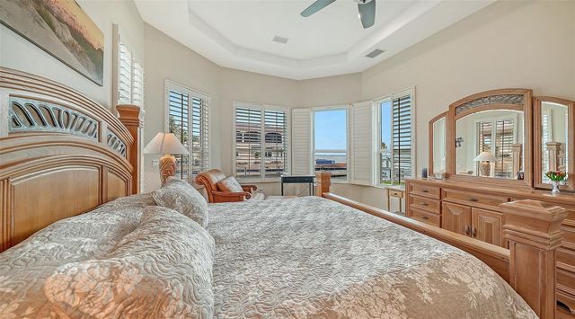 657 HALYARD LANE, Longboat Key, FL 34228