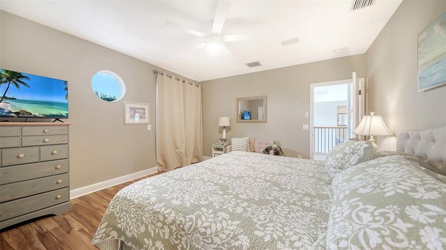 657 HALYARD LANE, Longboat Key, FL 34228