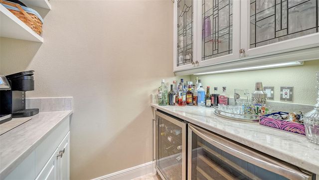 657 HALYARD LANE, Longboat Key, FL 34228