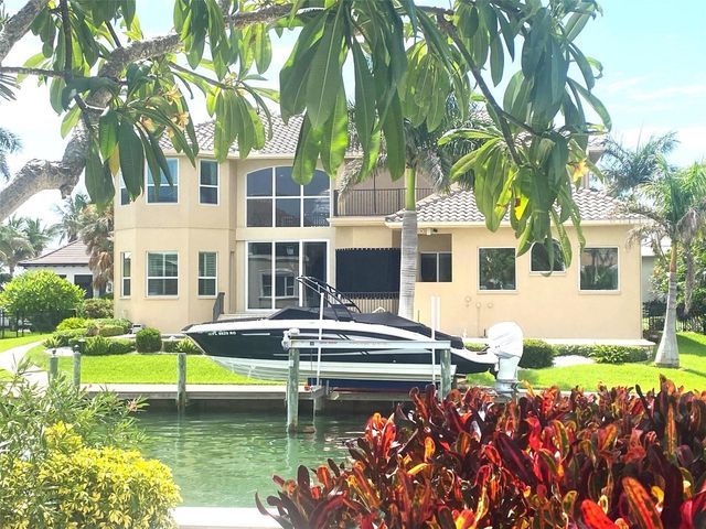 657 HALYARD LANE, Longboat Key, FL 34228