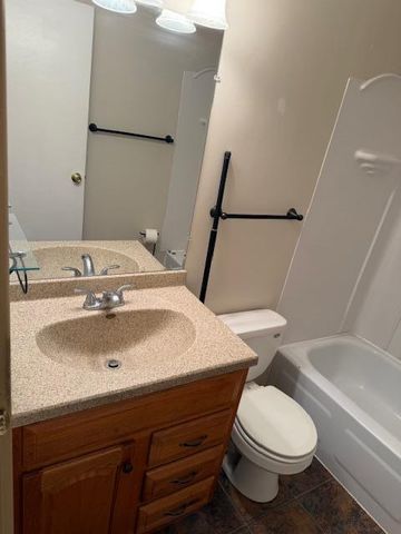12986 Nicollet Avenue S 102, Burnsville, MN 55337