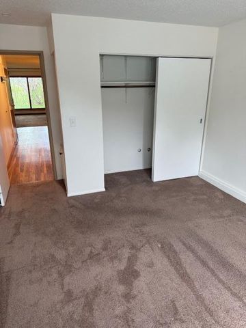 12986 Nicollet Avenue S 102, Burnsville, MN 55337
