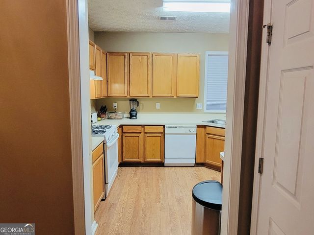 6904 Silver Bend Place, Austell, GA 30168