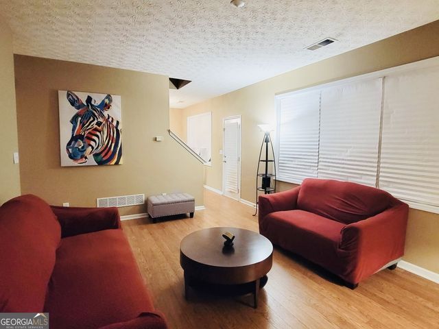 6904 Silver Bend Place, Austell, GA 30168
