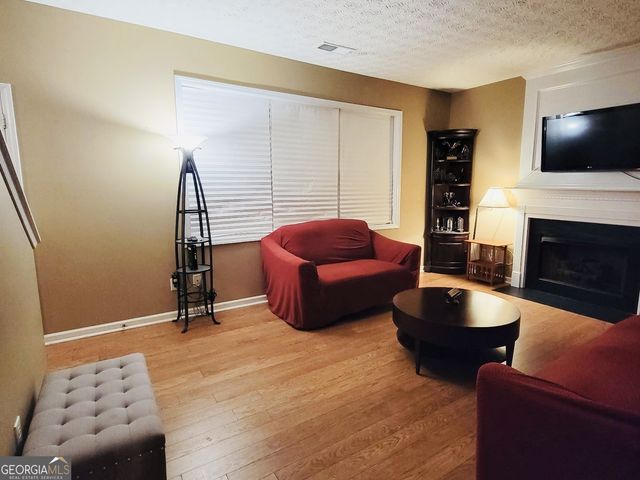 6904 Silver Bend Place, Austell, GA 30168
