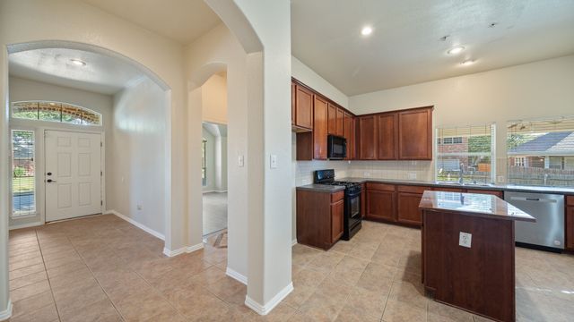 8014 Wilmington Drive, Rowlett, TX 75089