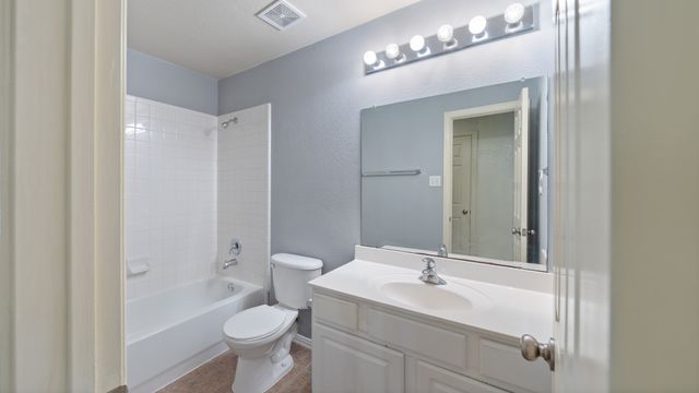 8014 Wilmington Drive, Rowlett, TX 75089