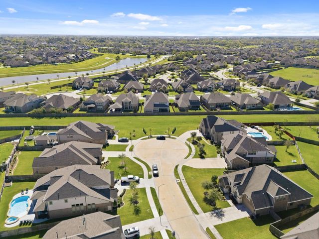 6707 Wellbrook Falls Lane, Katy, TX 77493