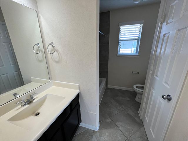 20611 Kenova Canyon Court, Richmond, TX 77407