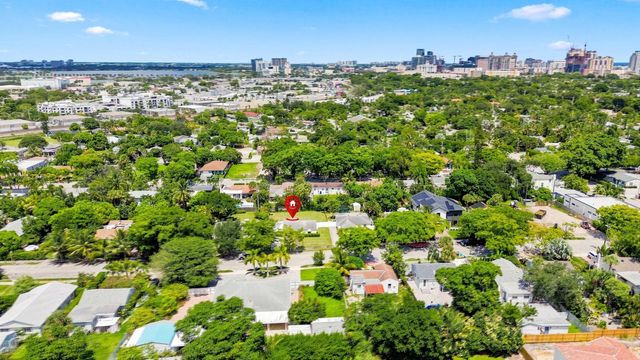 933 UPLAND Road, West Palm Beach, FL 33401