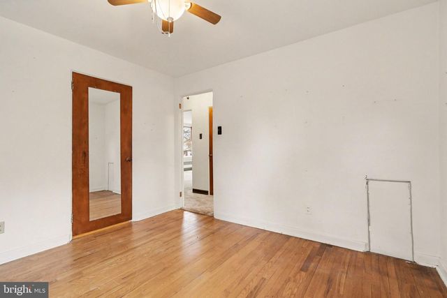 3606 BONNYVIEW RD, Harrisburg, PA 17109