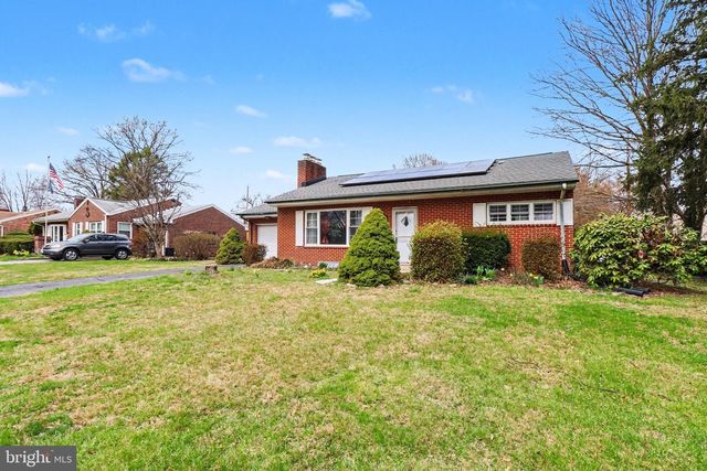 3606 BONNYVIEW RD, Harrisburg, PA 17109