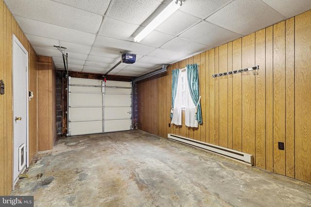 3606 BONNYVIEW RD, Harrisburg, PA 17109