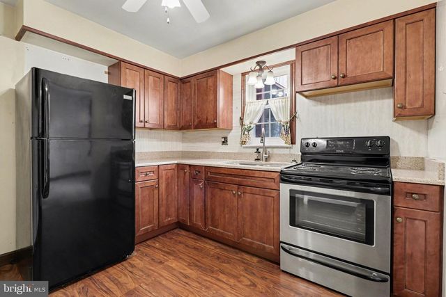 3606 BONNYVIEW RD, Harrisburg, PA 17109