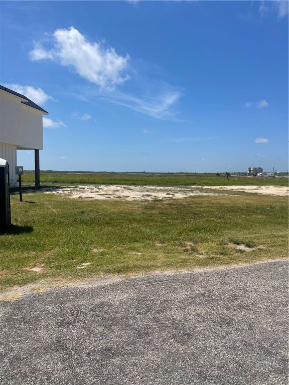 105 Port Saint Claire, Aransas Pass, TX 78336 — photo 5