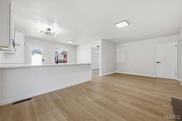 3025 Chadwick Drive, Florissant, MO 63033