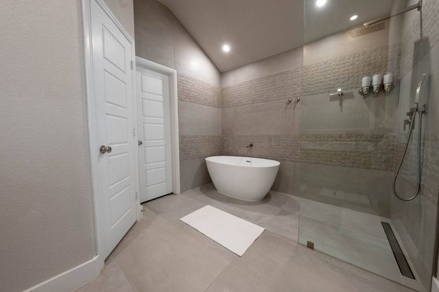 9057 Flying Eagle Lane, Fort Worth, TX 76131