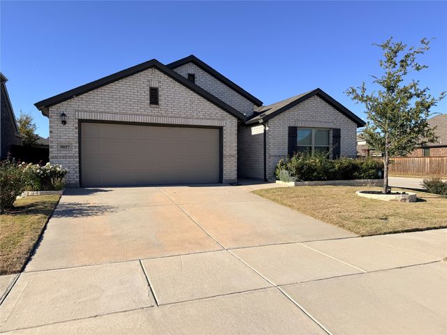 9057 Flying Eagle Lane, Fort Worth, TX 76131