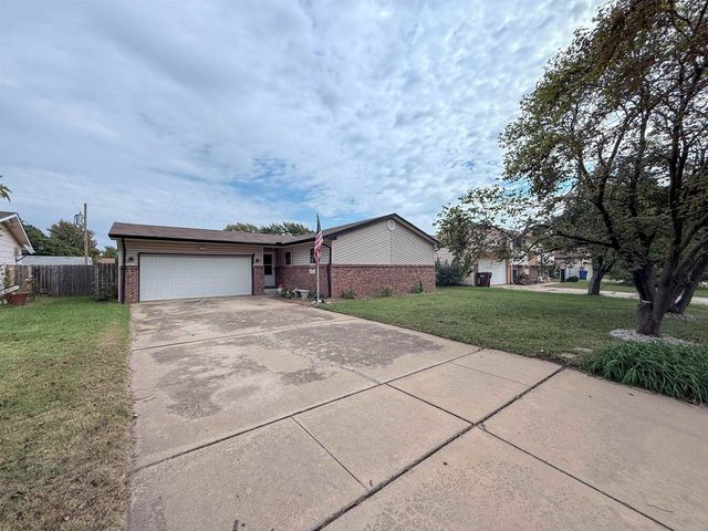 3238 S Mccomas, Wichita, KS 67217